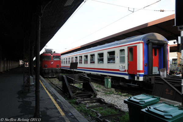 TCDD Bc Nr. 463 Beograd - Istanbul am B 337 "OLYMPUS" (Beograd 7.50, Niš 12.00-12.20, Skopje 17.07) in Beograd (17. Juli 2011)