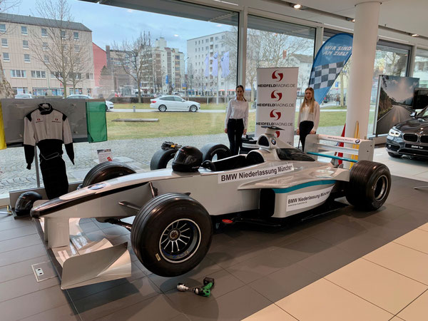 Formel 1 Motorsport Reifenwechsel Simulator mieten