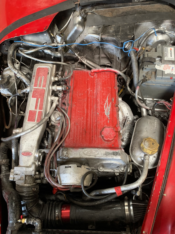  Ford Sierra 2.0i DOHC engine before renovation