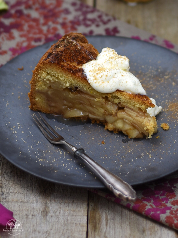 Gedeckter Apfelkuchen