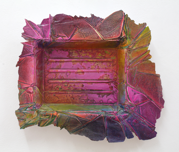 Enrico Niemann, Tiny Tray, ca. 30 x 40 x 5 cm, 2018 (Acrylfarbe, Papier)