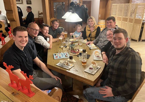 Das Team von Kamps SEPPI M. Deutschland auf unserer Weihnachtsfeier 2024