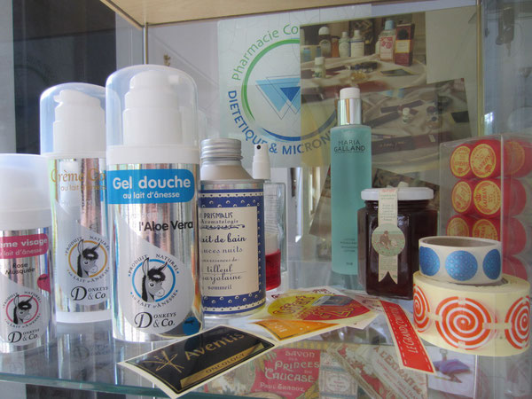 impression d'étiquettes adhésives pour la cosmétique