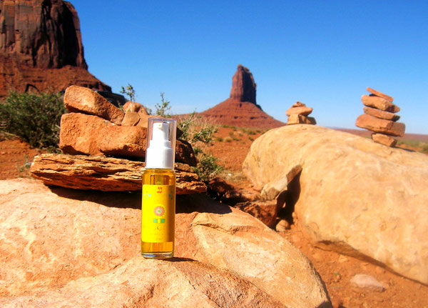 ♔ "Mystic dew" - a golden Oasis for your skin. CLASSIC JOJOBA OIL "JOJOGOLD" 100%ナチュラルゴールデンホホバオイル ホホバスピリッツ『ホホゴールド』Since 1982