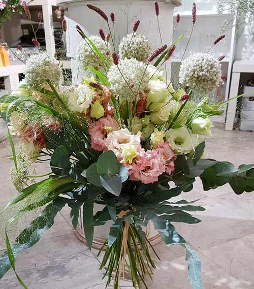 Flower delivery in Vienna Austria