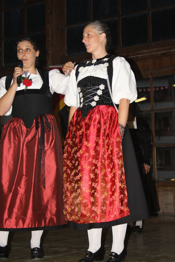Gotthelftracht, Berner Festtagstracht, schweizer Trachten Trachten