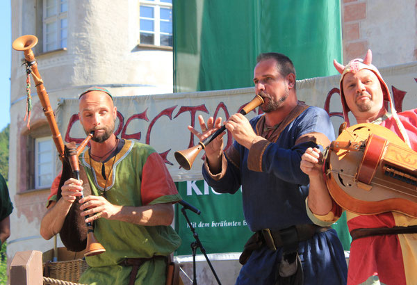 Spielleute/Minstrels "SPECTACULATIUS", Schloß Glatt/Glatt Castle, Sulz-Glatt, Germany, 09.08.2014, Canon EOS 550d. Foto: Eleonore Schindler von Wallenstern.