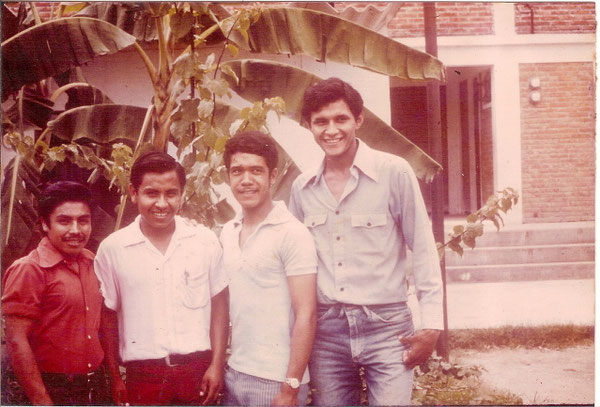 Alumnos del  SEMINARIO BAUTISTA INDEPENDIENTE - POZA RICA, VER.