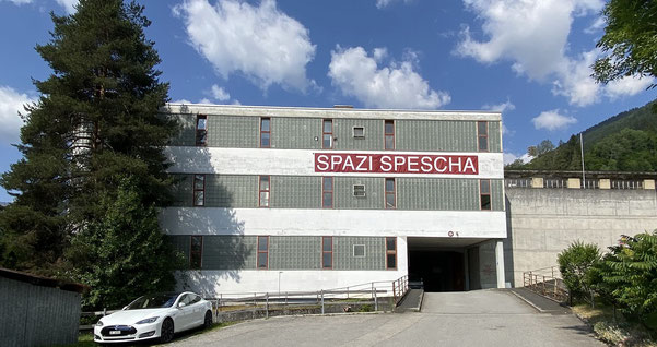 Der SPAZI SPESCHA in der ehemaligen Tuchfabrik Truns wird als erstes Teilprojekt von TRUN CULTURA ab 17.09.2023 realisiert.