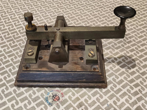 Dutch postal key made by SINUS Co.