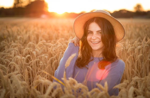 Deze foto maakte ik tijdens het gouden uurtje! Prachtig hoe de zon mijn model omringt!
