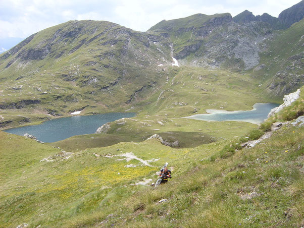 per la nostra gioia, il secondo portage della giornata,......le immagini panoramiche aumentano..... 