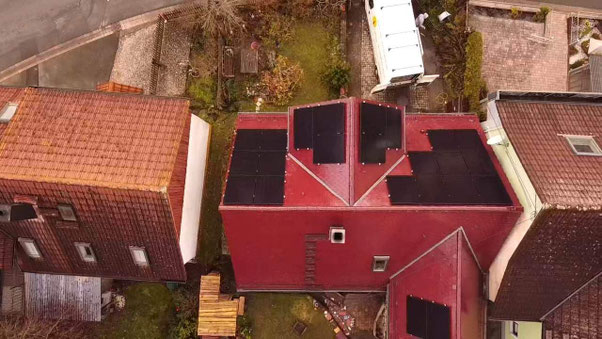 Dach PV-Anlage ©iKratos