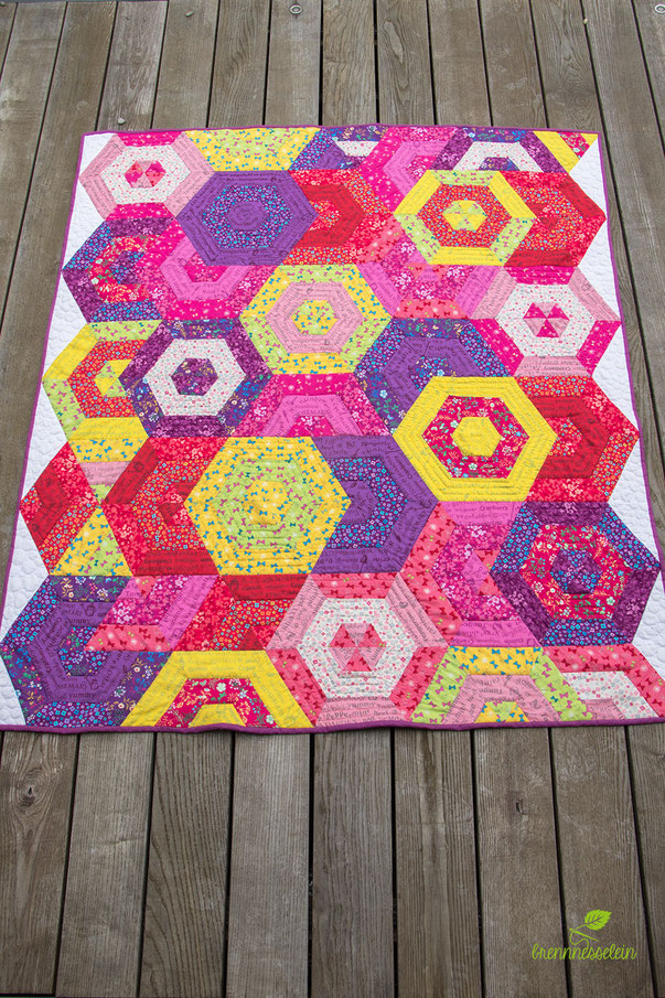 Beach Ball Baby Quilt by The Elven Garden