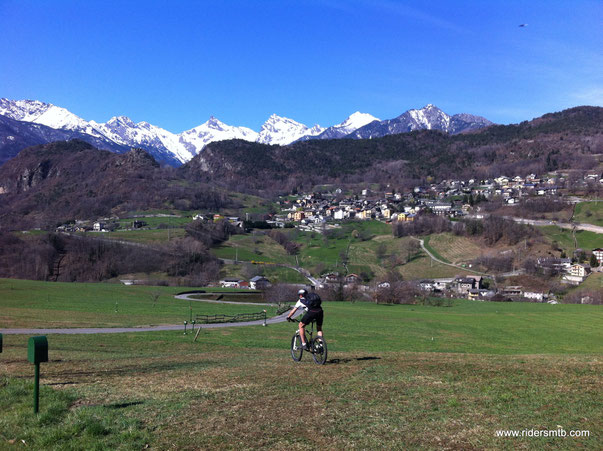 la scelta cade sulla bassa Val d'Ayas, mai decisione fu così azzeccata