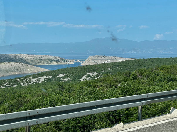Brücke zur Insel Krk in der Kvarner Bucht 