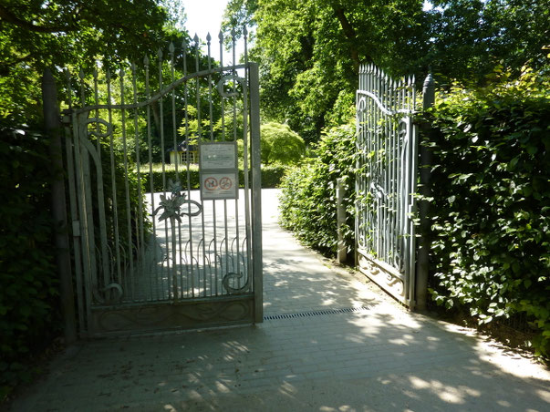 Die Pforte zum kleinen Paradies