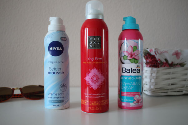 Nivea Pflegedusche Seidenmousse, Rituals Yogi Flow, Balea Duschschaum Hawaiian Dream