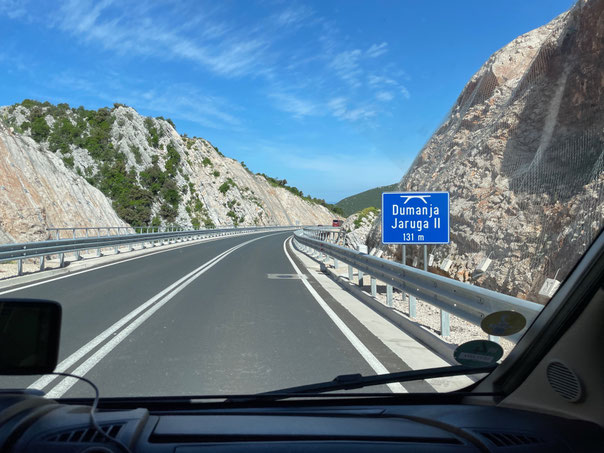 Da kommt gleich die Brücke zum Festland zurück 