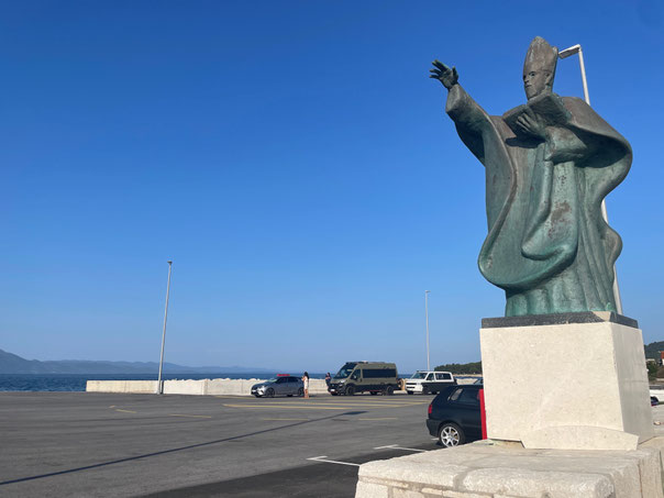 Der heilige Niklas am Fährhafen Sućuraj (Insel Hvar) - Schutzpatron der Seefahrer, Fischer und Reisenden
