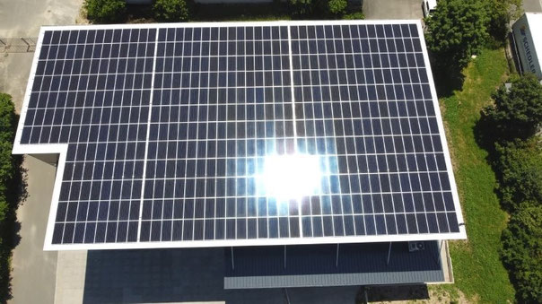 Dach PV-Anlage ©iKratos