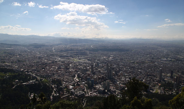 The view downhill from the Cerro Monserate over the whole city Bogotá was speechless.