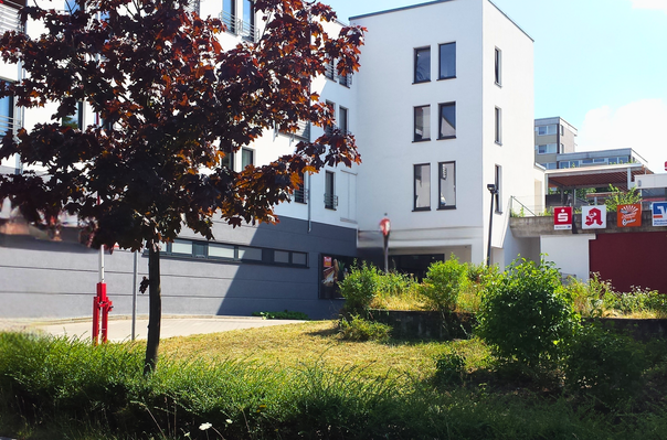 Am Sonnenhof in Pforzheim befinden sich in der Palm Immobilie eine Pflegewohngruppe und eine Intensivpflege-WG
