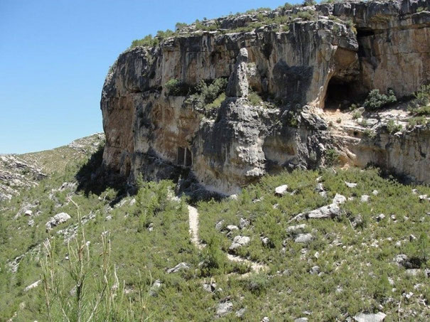 Cueva en el Maestrazgo en donde se ha encontradp  Arte Rupestre primitivo