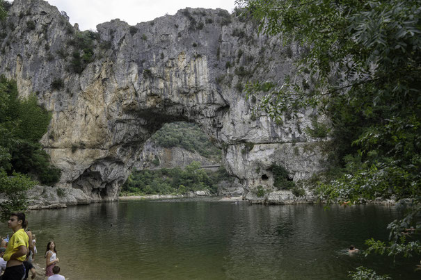 Bild: Pont d´Arc in der Gorges d´le Ardèche im Département Ardèche