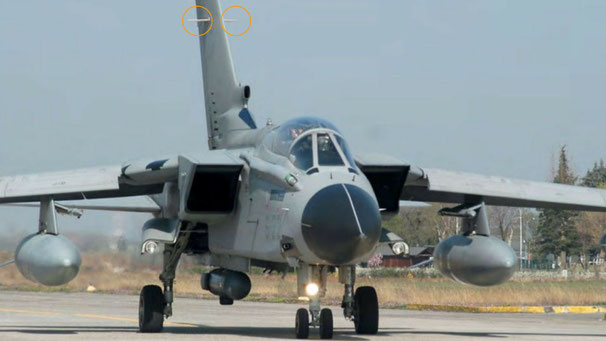 Tornado RET 7 - Un particolare che salta subito all'occhio sono le alette ai lati della deriva. (Foto: Aeronautica Militare)