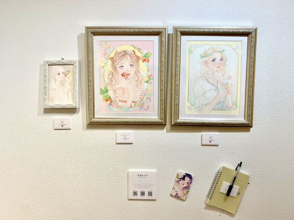展示会　アナログイラスト　手描きイラスト　絵の具　アクリル　水彩　ガールズイラスト　女性イラスト