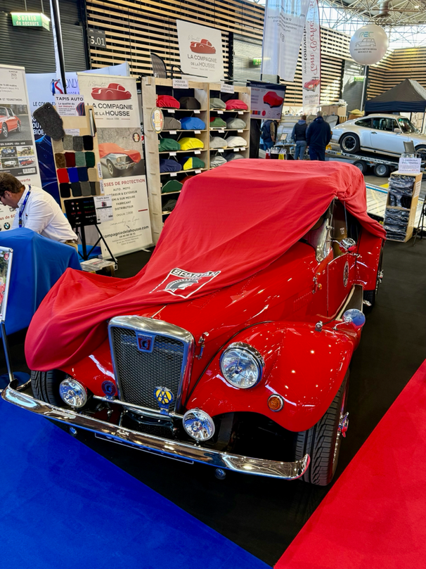 Spartan at "La Compagnie de la Housse"