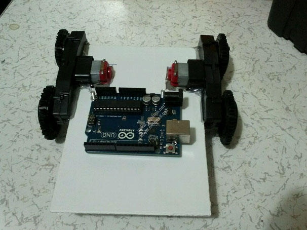 Arduino Çizgi Takip Eden Robot