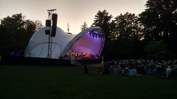 Konzertmuschel, Rundbogen Bühne, Open Air