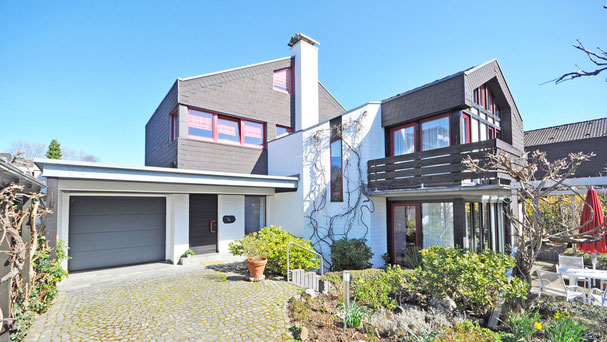 Freistehendes Einfamilienhaus in Köln Merheim
