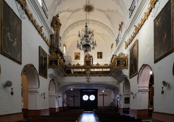 Bild: Im innern des Convento de San Francisco am Placa San Francesco in Cádiz