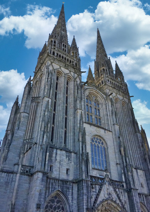 Cathédrale  Saint-Corentin in Quimper, Hauptstadt der Cornouaille, Kathedrale