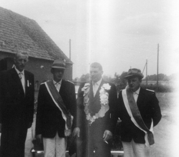 Franz Schulze Farwerk und Agnes Hollenborg regierten zusammen im Jahre 1966 auf der Horst.