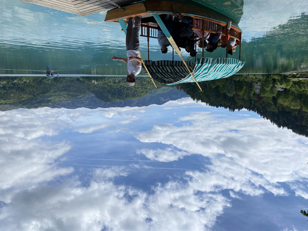 una barca tipica del lago di Bled