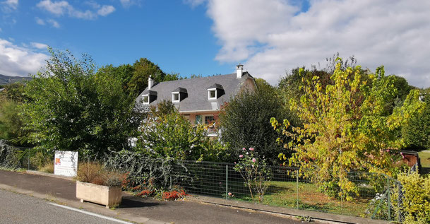 Vue Casa Bonita et jardin