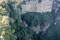 Immer wieder sehen wir den Katoomba Falls. Die flache Zwischenstufe des Falles ist unser nächstes Ziel bevor es dann weiter Talwärts geht. 