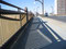 久寿里橋の上です。影が面白いので撮影しました。