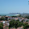 Les tours de Recife en arrière de la verte Olinda