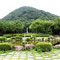 シンボル・甲山と「愛の像」