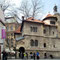 ...bis zum alt jüdischen Friedhof und den ihn umgebenden Synagogen.