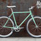 Bici scatto fisso Tiffany in primo piano