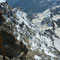 Atemberaubender Tiefblick vom Balkon der Capanna Margeritha hinab in die Monte-Rosa-Ostwand.