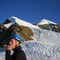 Am Alhubeljoch, im Hintergrund der SO-Grat. Oben unterhalb des Gipfels ist die Eisnase zu erkennen.
