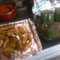 Selbstgekochtes Dinner von dieser Woche: gefüllte Paprika bzw. Laibchen für Olivia, Potato Wedges à la Ulli und Paradeissauce! - Is seeeehr gut angekommen! :)