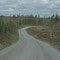 Eine unbefestigte Holperstraße führt zum Camp Galå Fjällgård
